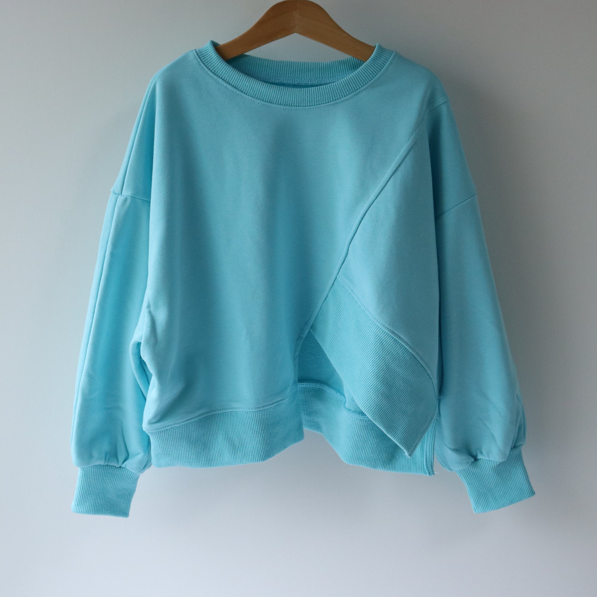 Icy-blue Sweat Shirts / アイシーブルースエット